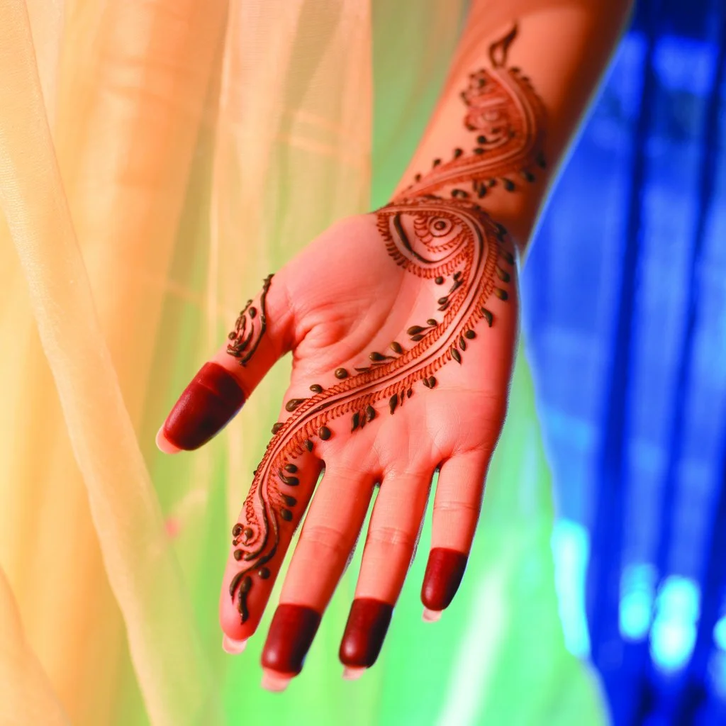 Dubai Mehndi Design Front Hand