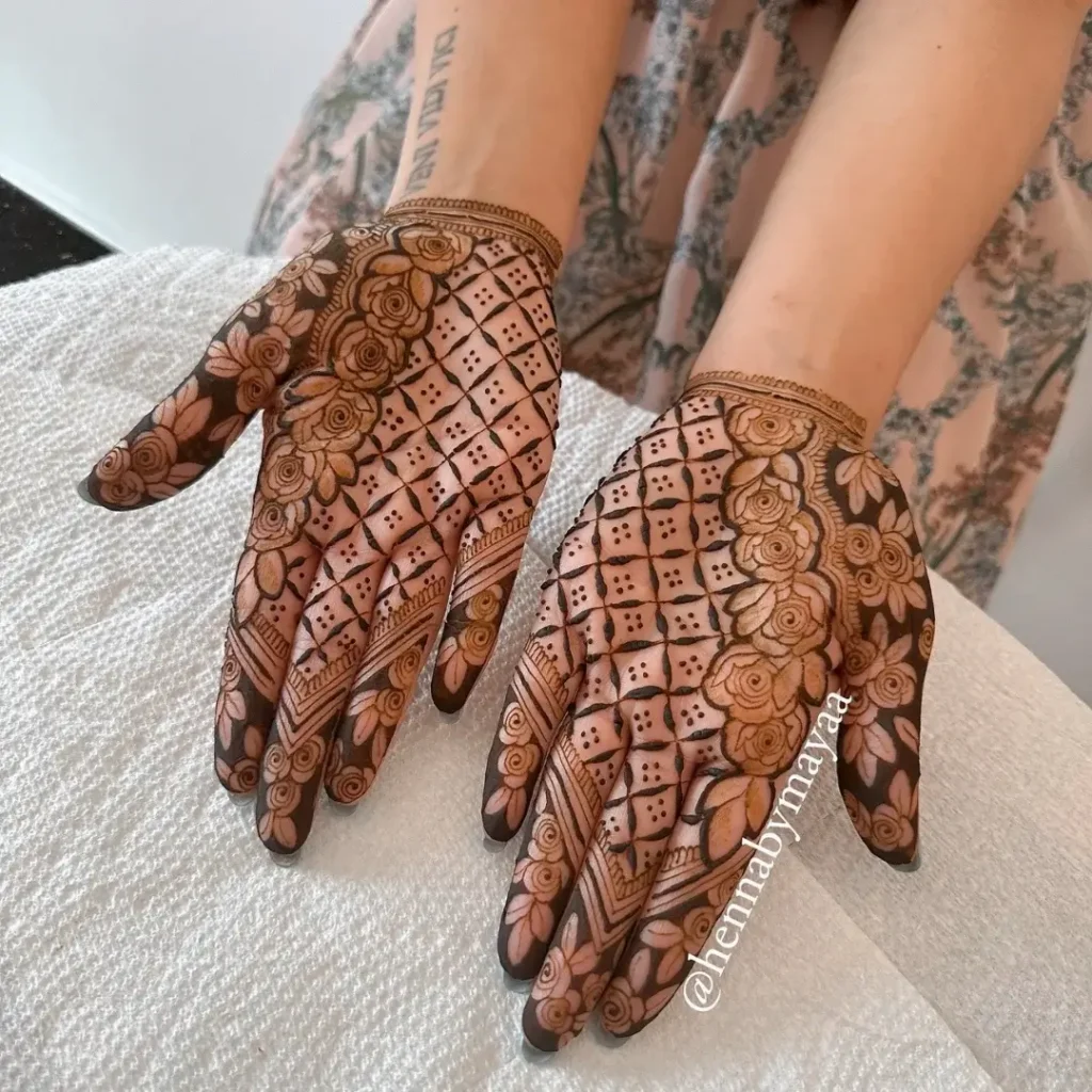 Flowers and Mesh Henna Design
