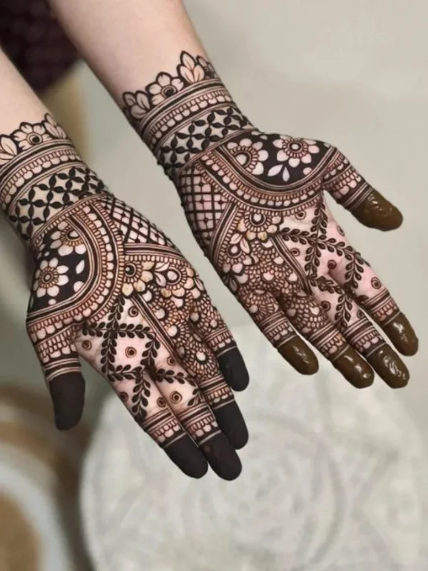 60+ Royal Front Hand Mehndi Designs | Instagram Finger, & More 47 Royal Front Hand Mehndi Designs