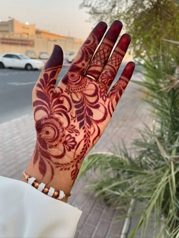 60+ Royal Front Hand Mehndi Designs | Instagram Finger, & More 54 Royal Front Hand Mehndi Designs