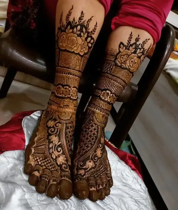 85+ Stylish Royal Front Hand Mehndi Designs 2026 44 Royal Leg Bridal Mehandi Designs