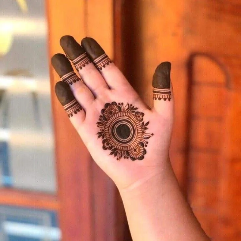 Aesthetic Front Hand Mehndi Design