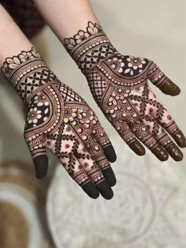 Front Hand Simple Mehndi Design