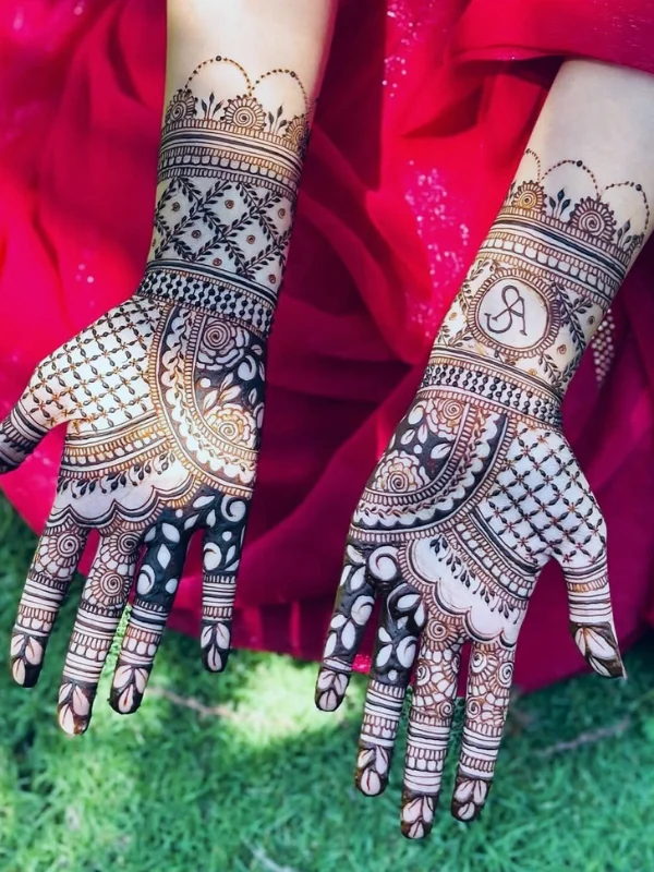 Front Hand Simple Mehndi Design