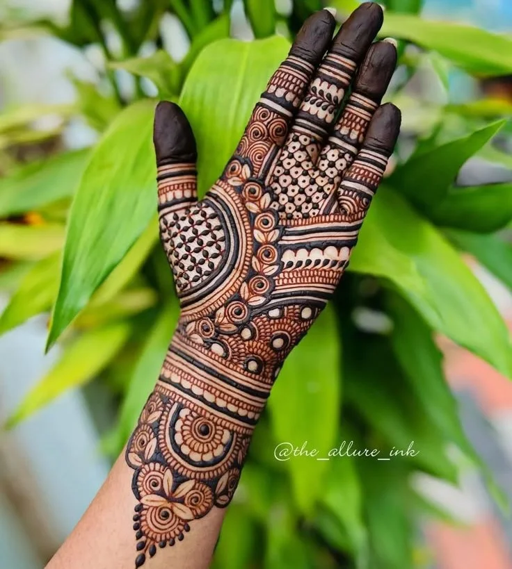 85+ Stylish Royal Front Hand Mehndi Designs 2026 9 Instagram Royal Front Hand Mehndi Design
