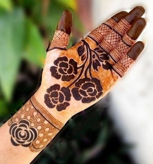 Mehndi Design Easy Front Hand