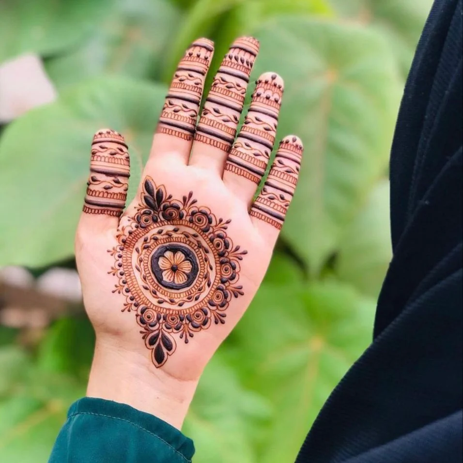 Mehndi Designs Front