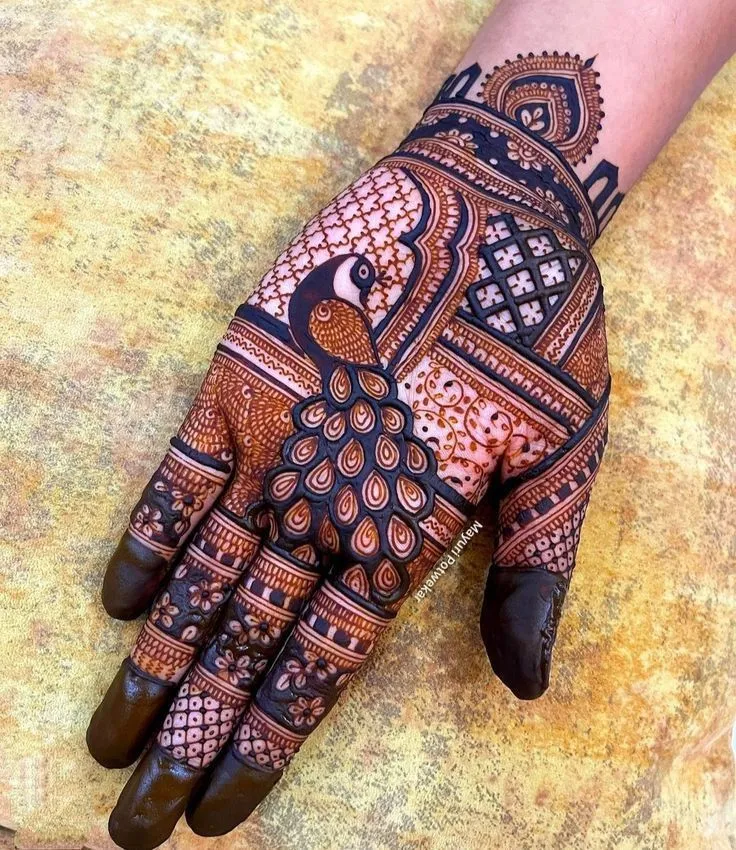 peacock mehndi design front hand