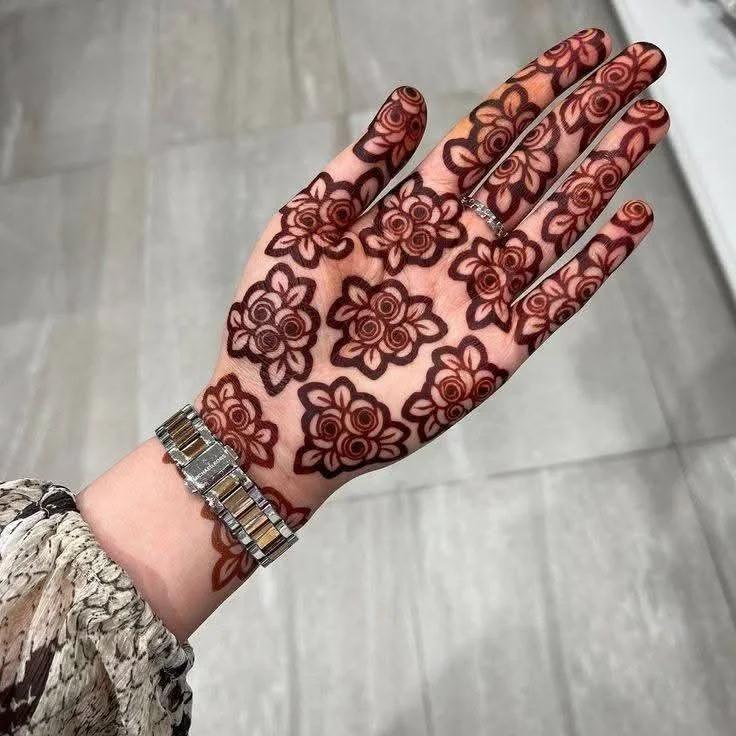 Simple Mehndi Design Front Hand