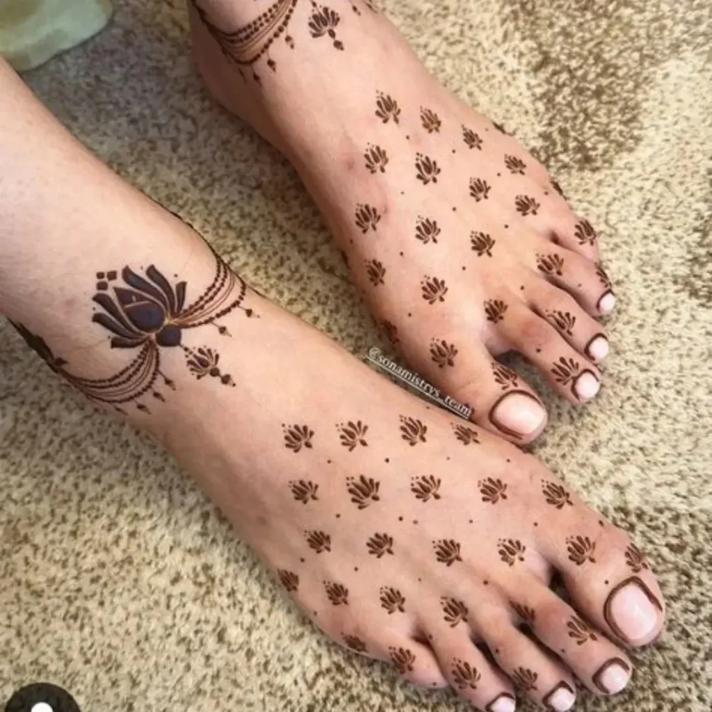 Mehndi Design For Foot