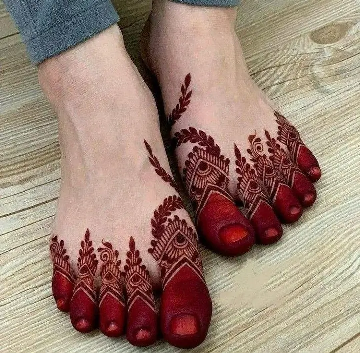 Per Mehndi Design