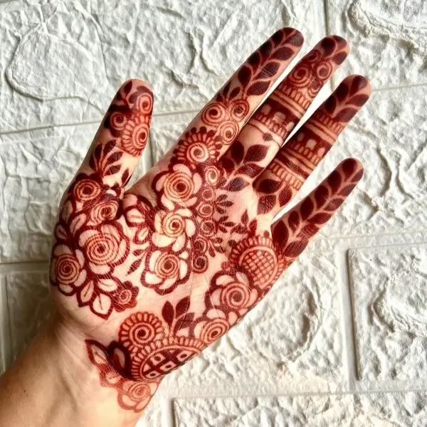 Rabeeca Khan Mehndi Design Front Hand