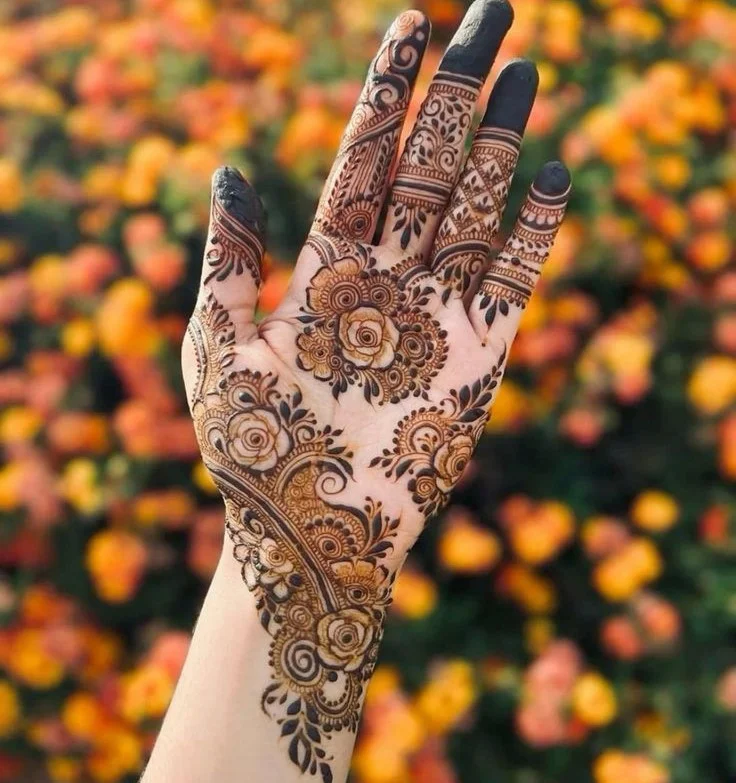 Rabeeca Khan Mehndi Design Simple Full Hand