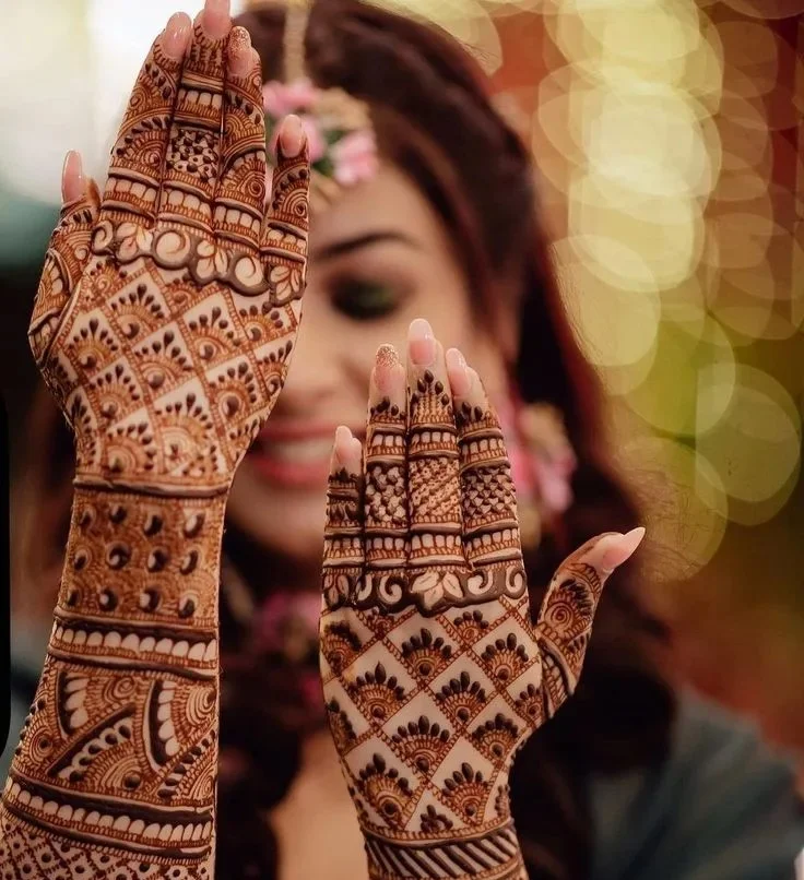 Rabeeca Khan Mehndi Look