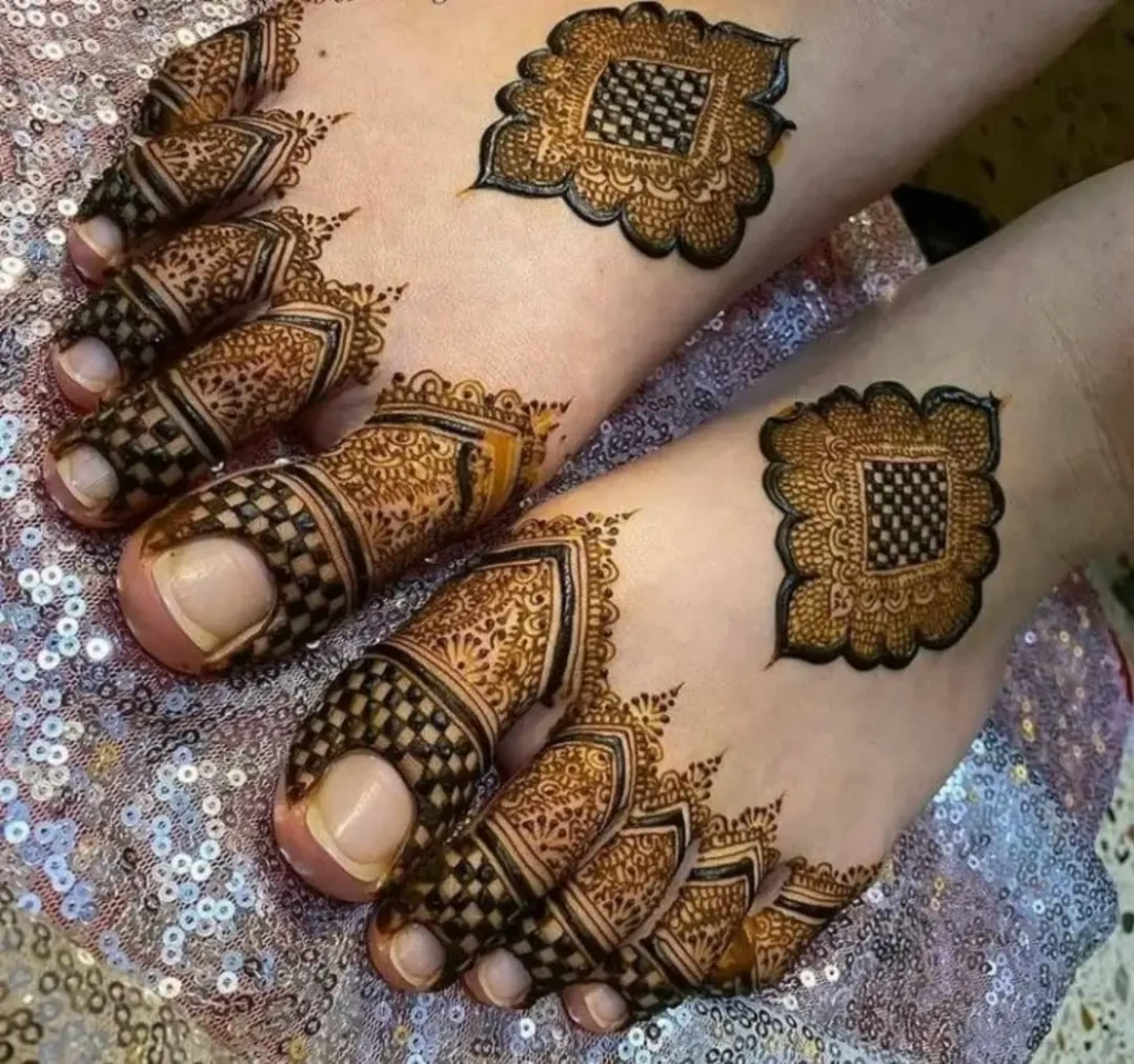 Simple Foot Mehndi Design