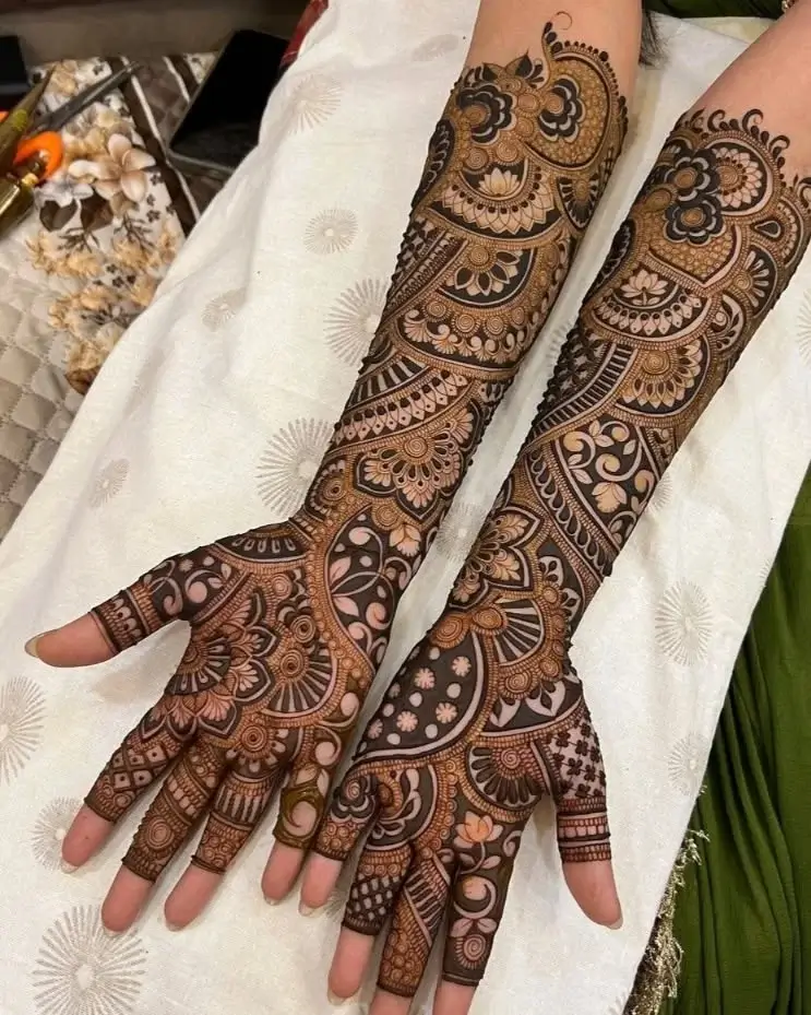 Bridal Mehndi Design Front Hand