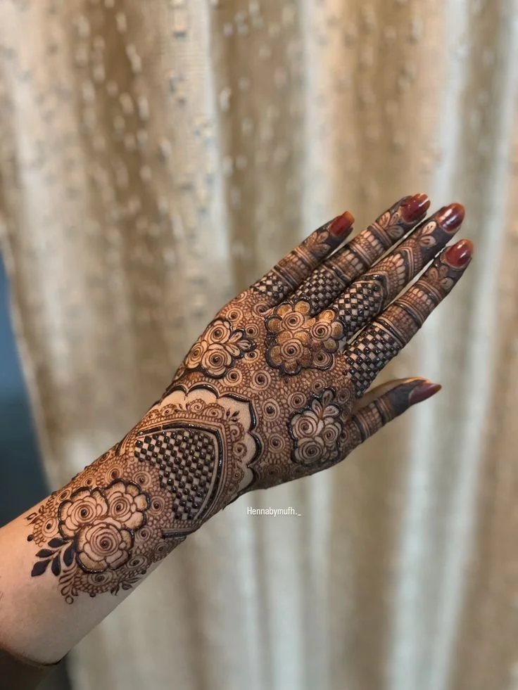 Mehndi Look For Bride