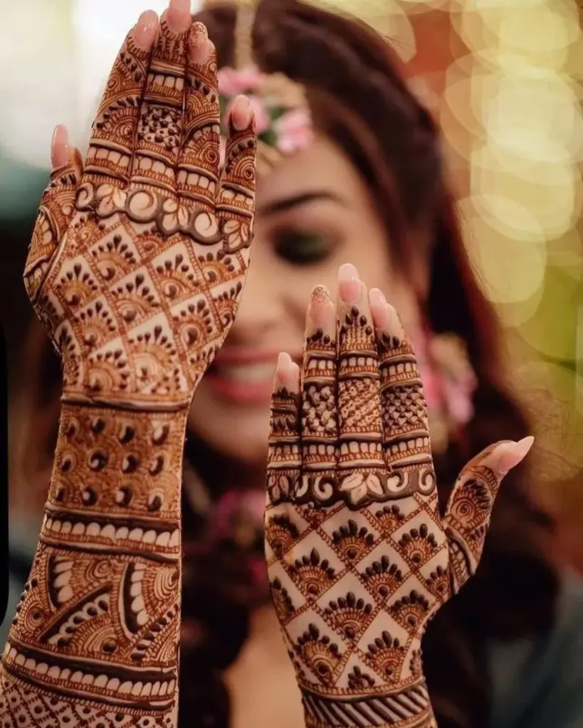Simple Mehndi Designs