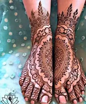 Best 90+ Easy Leg Mehndi Designs 2026 44 Famous Symmetrical Design for Brides