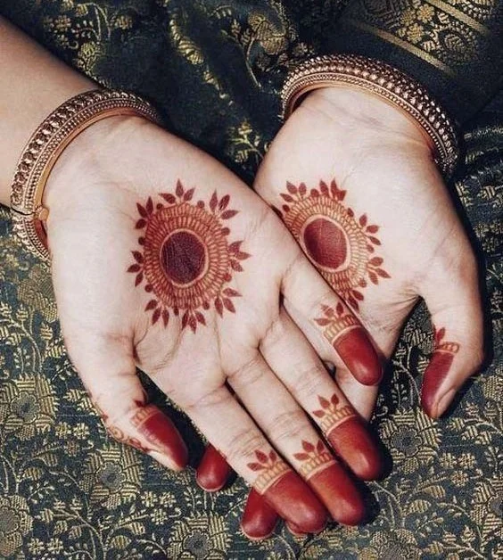 Simple Mandala Mehndi Design