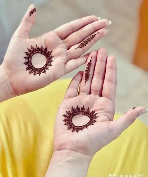 Simple Palm Mandala Mehndi Design