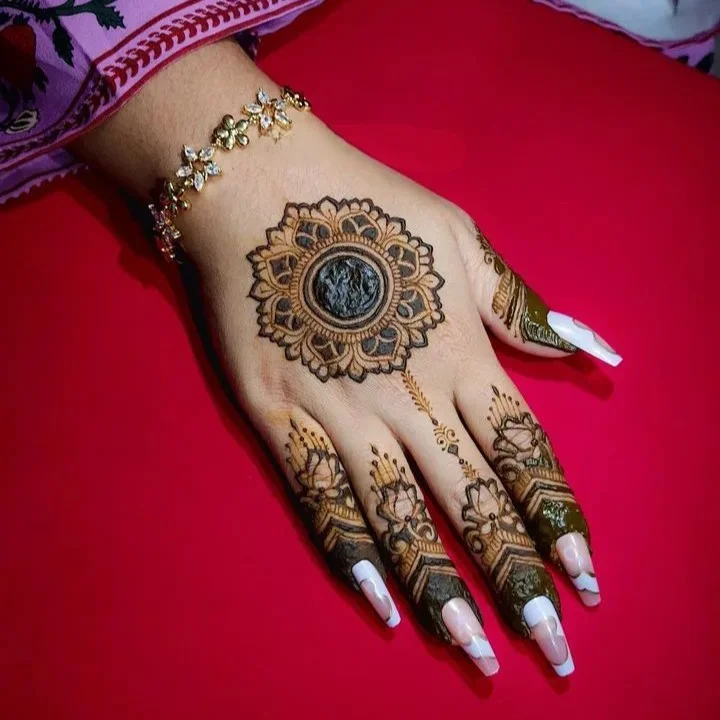 pakistani mehndi design