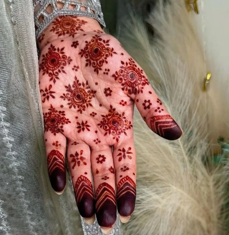 unique mehndi modern instagram trendy mehndi design
