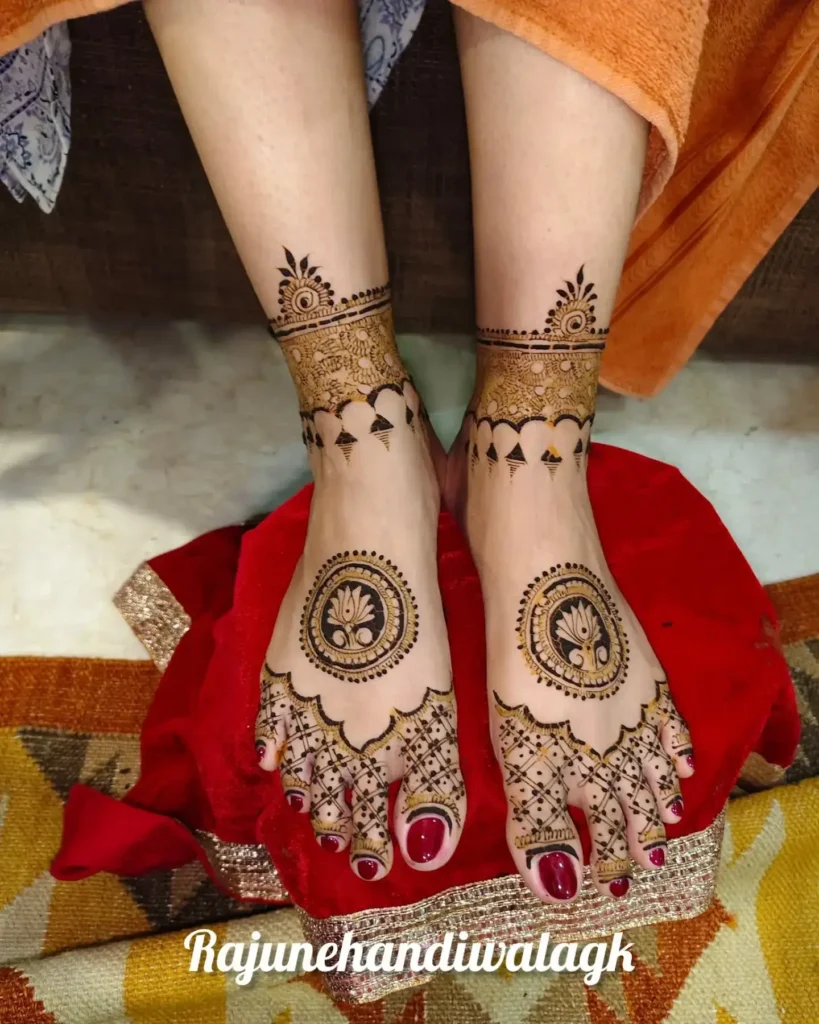 60+ Modern Mehndi Designs for Karwa Chauth (2026) 30 Half-Coverage Foot Mehndi Design with Stylish Finish