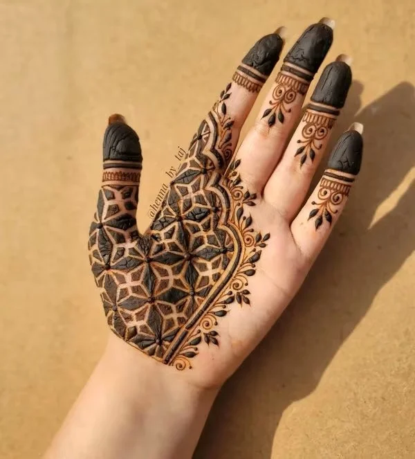 Jharokha Style Mehndi Design