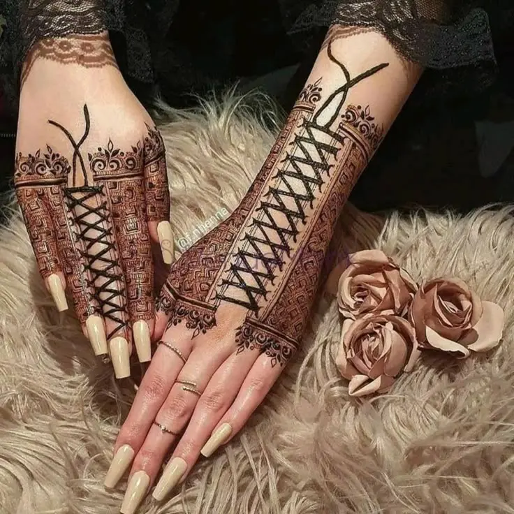 Lace Glove Style Mehendi Design