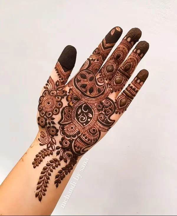 petite strokes mehndi design