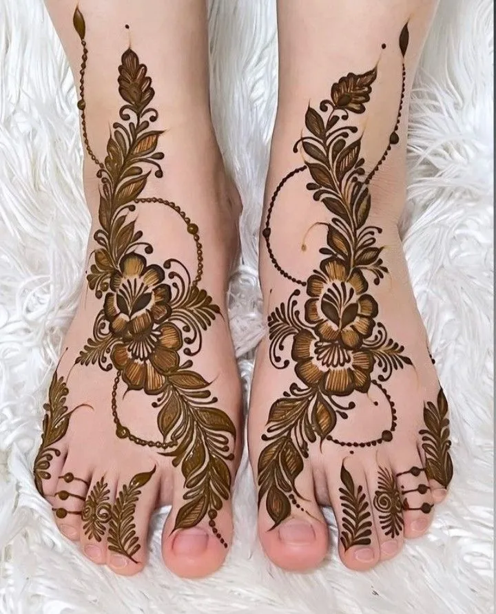 40+ Foot and Leg Mehndi Designs: Easy, Simple & Bridal Look for 2026 35 Flower Mehndi Designs for Feet (Pair)