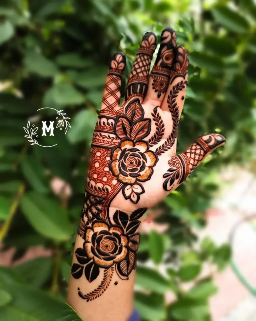 50+ Khafif Mehndi Designs – Simple & Stylish Design Try in 2026 46 Rose Vine Khafif Mehendi Design