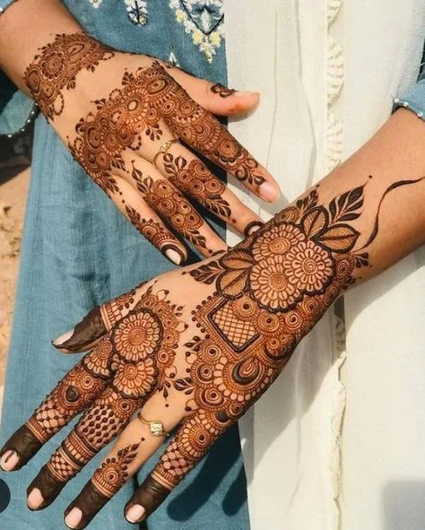50+ Khafif Mehndi Designs – Simple & Stylish Design Try in 2026 35 Small Khafif Mehendi Designs