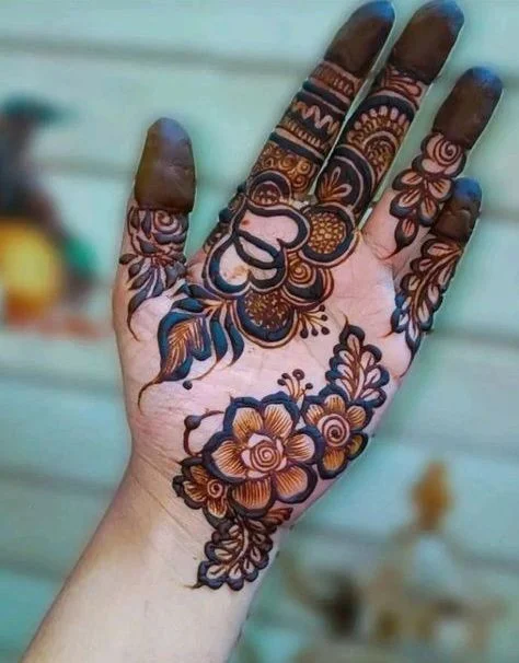 50+ Khafif Mehndi Designs – Simple & Stylish Design Try in 2026 36 Small Khafif Mehndi Designs
