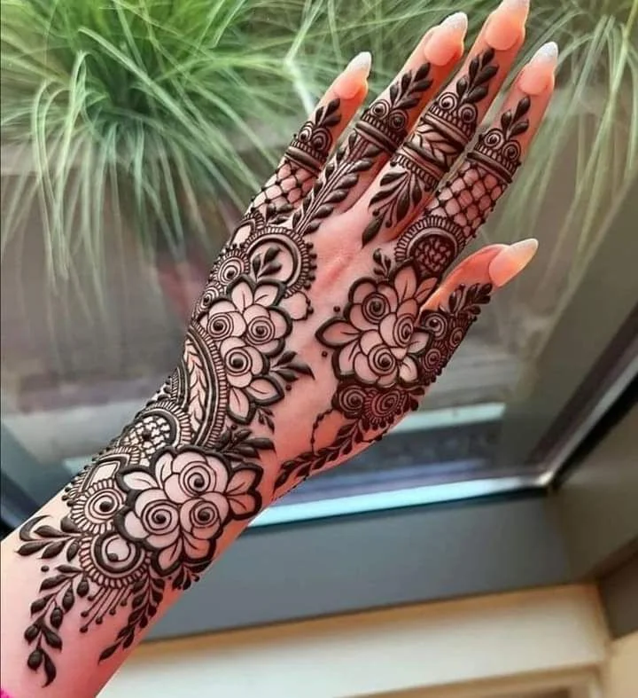 50+ Khafif Mehndi Designs – Simple & Stylish Design Try in 2026 14 Stylish Khafif Mehandi for Eid