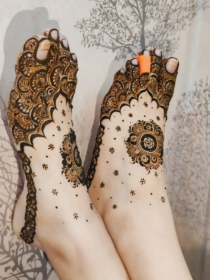 40+ Foot and Leg Mehndi Designs: Easy, Simple & Bridal Look for 2026 50 bridal foot and leg mehndi design