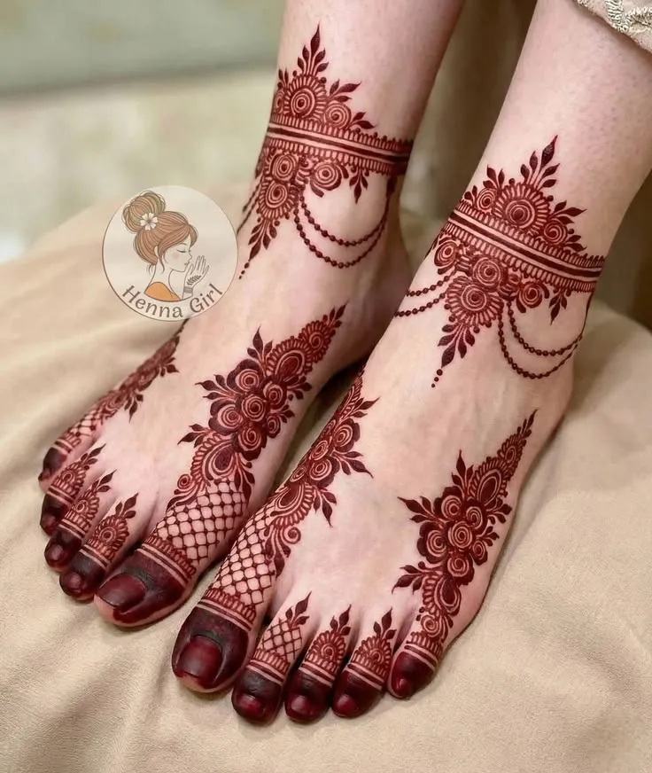 feet and ankle arabic mehndi designs