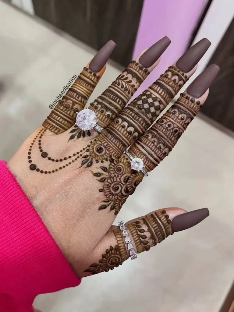 full-length finger wrap arabic mehndi designs