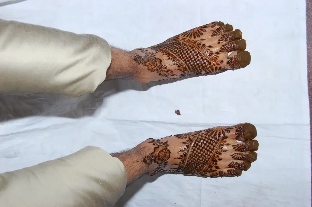 50+ Best Groom Mehndi Design for Boys and Men in 2026 59 groom leg mehndi design