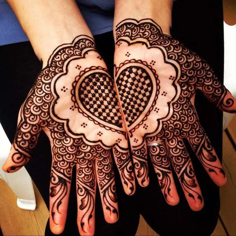 half-heart arabic mehndi designs