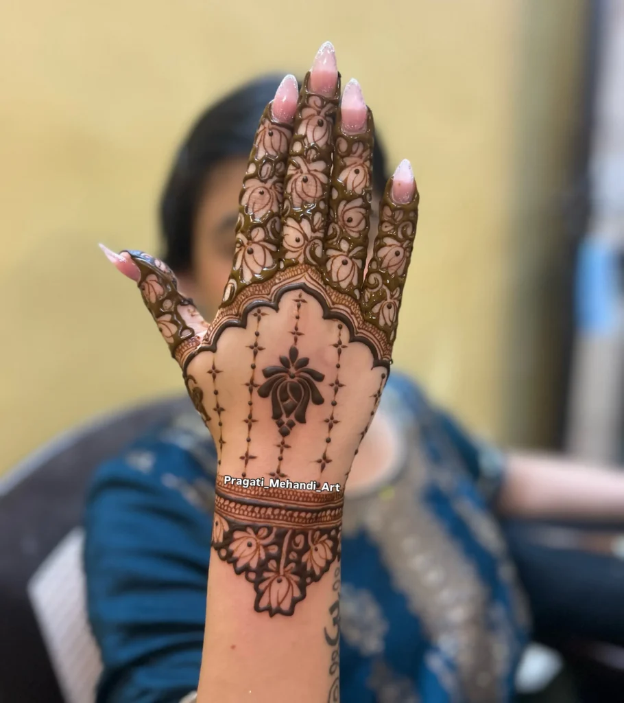 lotus mehndi design back hand