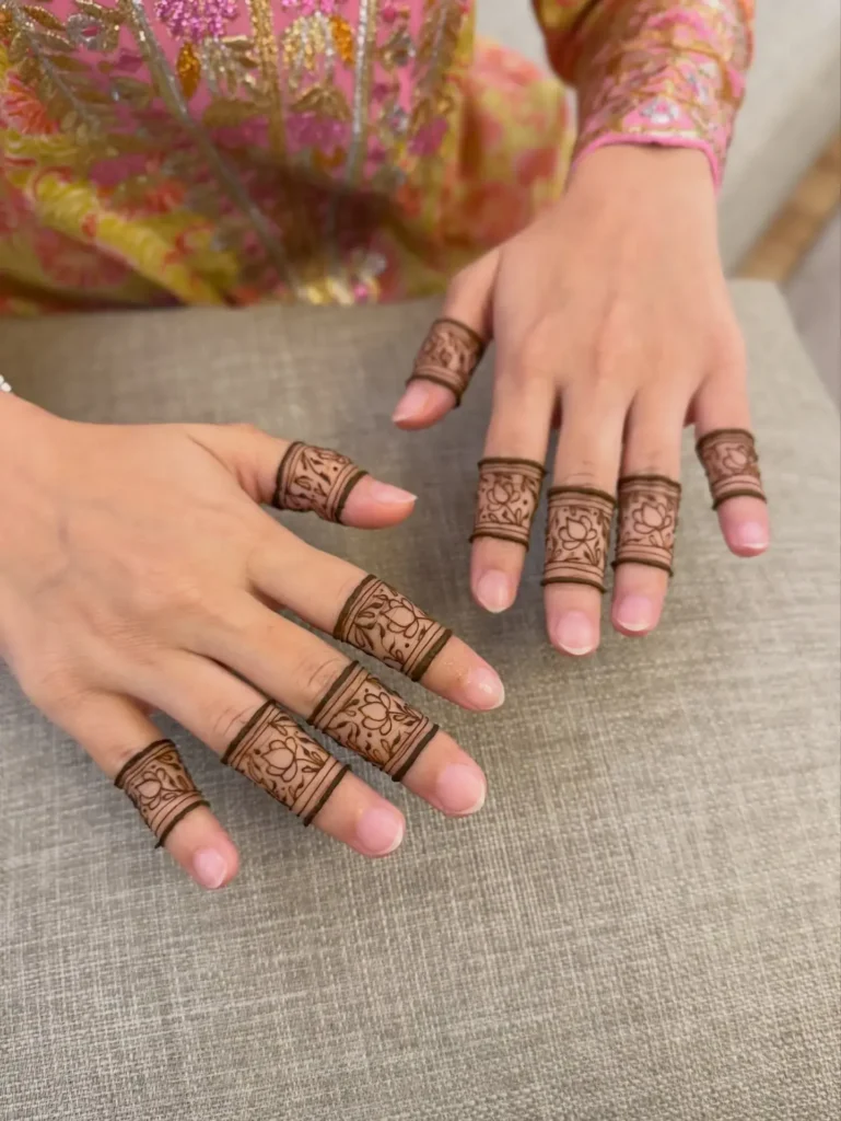 minimal finger bands arabic mehndi designs