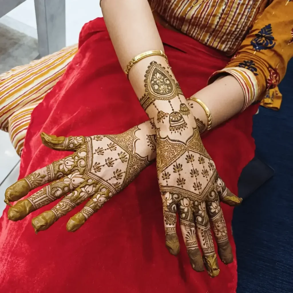 net pattern back hand lotus flower mehndi designs
