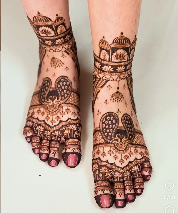 40+ Foot and Leg Mehndi Designs: Easy, Simple & Bridal Look for 2026 52 peacock centrepiece foot and leg mehndi designs