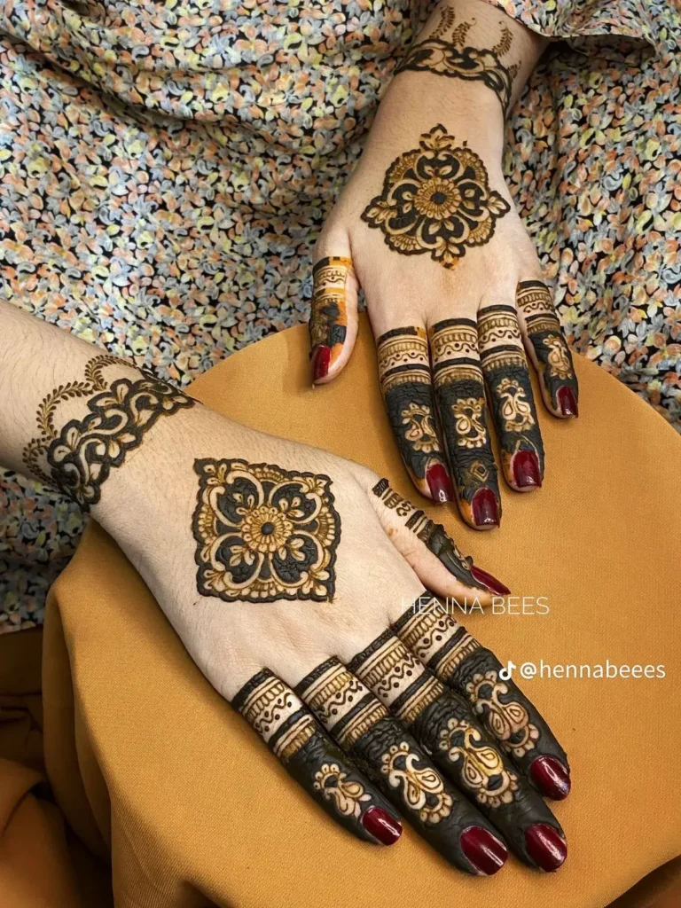 round and square arabic mehndi designs