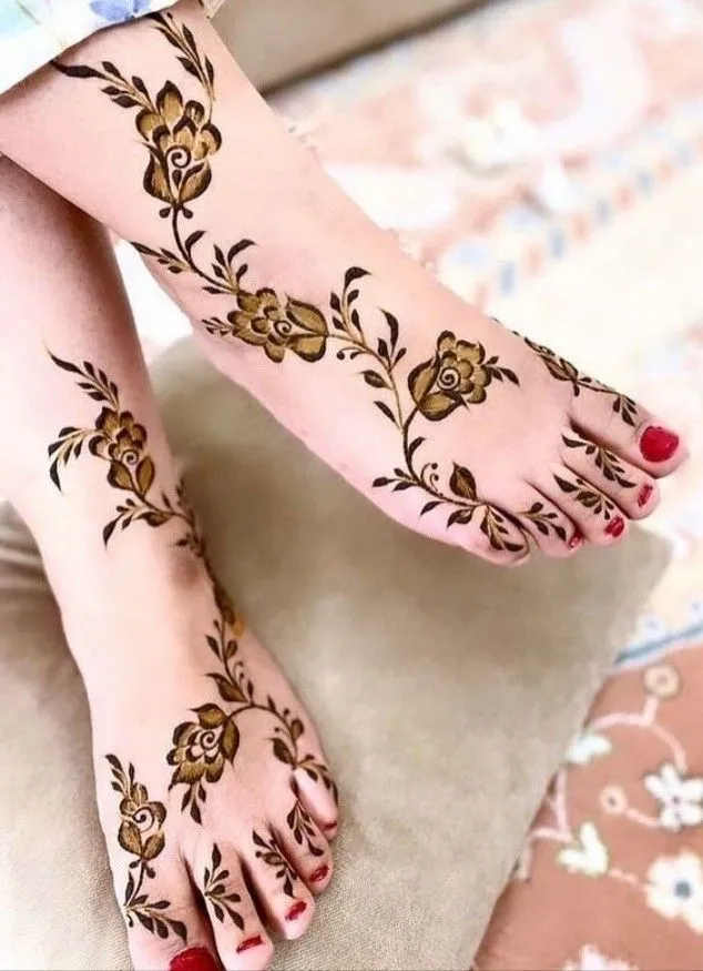40+ Foot and Leg Mehndi Designs: Easy, Simple & Bridal Look for 2026 19 stylish and modern foot mehndi design