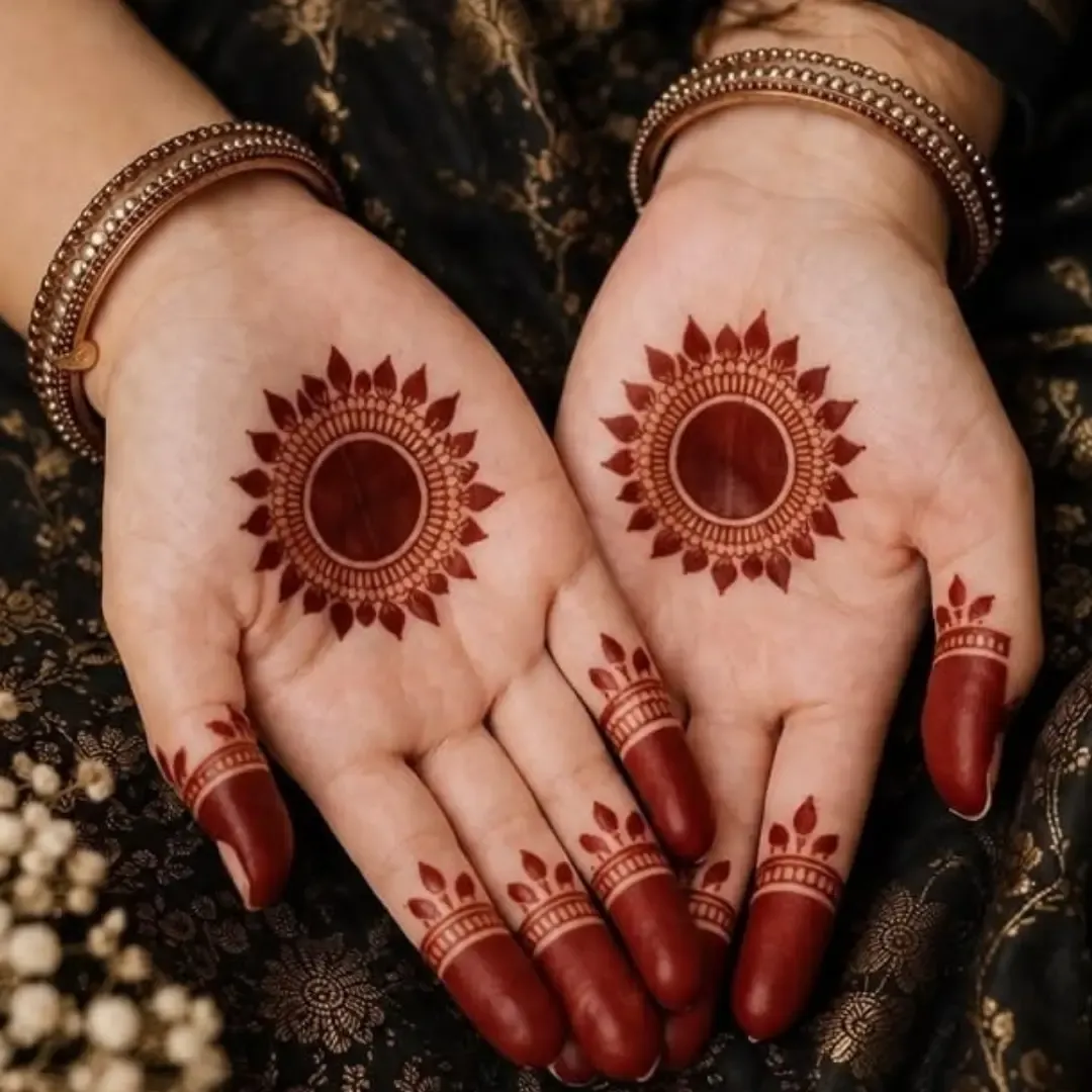 Home Page 18 Geometric Mandala Royal Front Hand Simple Mehndi Design