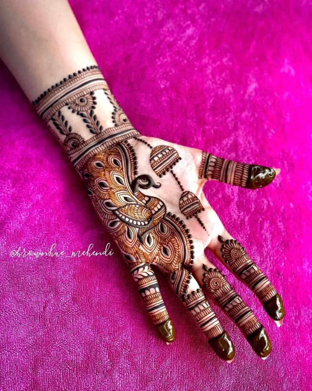 Home Page 10 Peacock and Jhumka Pairing Royal Front Hand Simple Mehndi Design